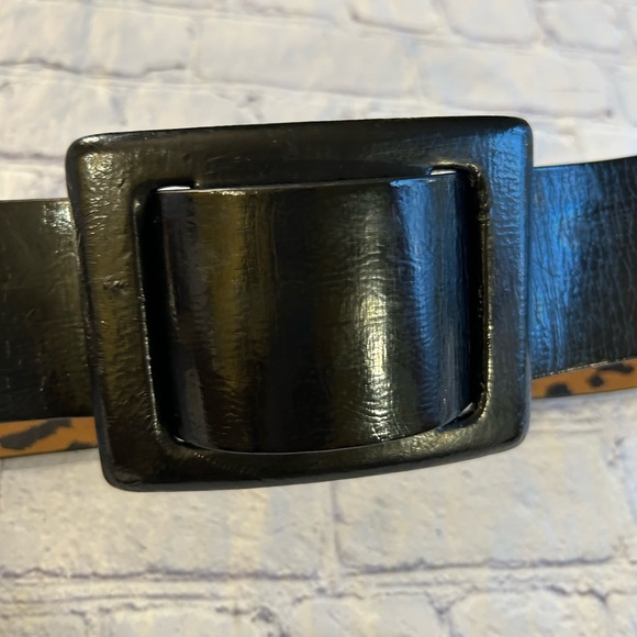 BETSEY JOHNSON BLACK PATENT/ANIMAL PRINT WIDE BELT COVERED BUCKLE BELT SIZE S/M - Picture 6 of 12